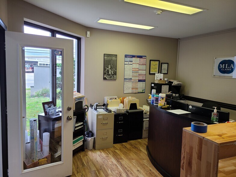 More Photos Of 644 W Germantown Pike, Lafayette Hill Office For Lease