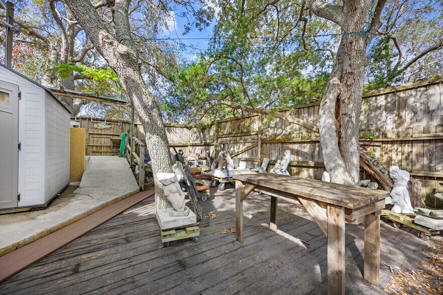 More Photos Of 601 S Ponce de Leon Blvd, Saint Augustine Office Residential For Sale