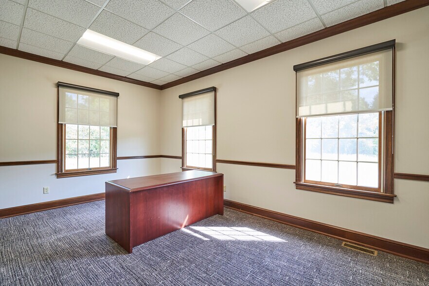 More Photos Of 1920 Georgetown Rd, Hudson Medical For Sale