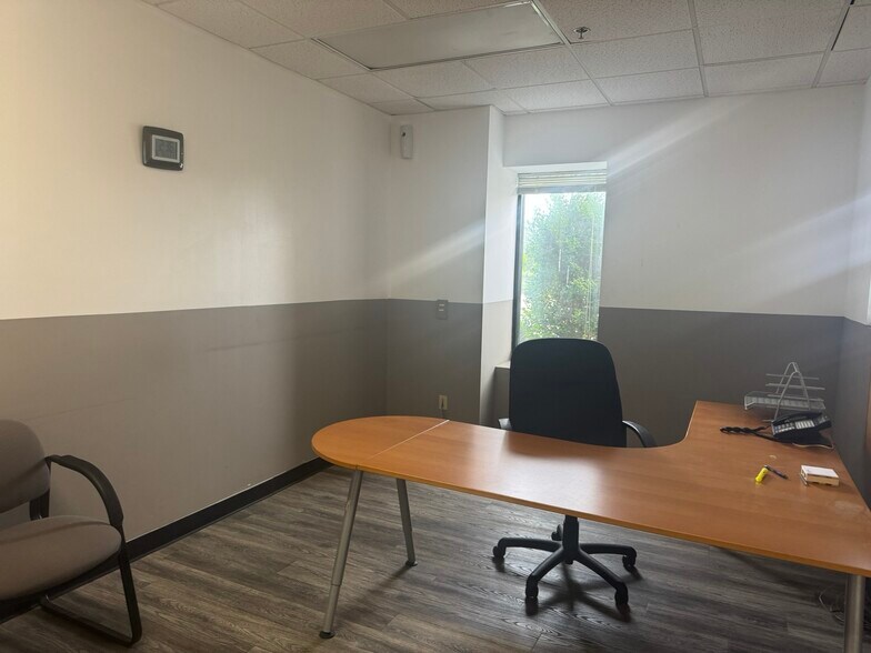 More Photos Of 747 Kaolin rd, Sandersville Warehouse For Lease