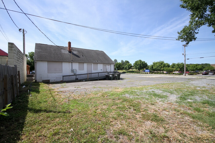 More Photos Of 1909 Cherry Rd, Rock Hill Office For Sale