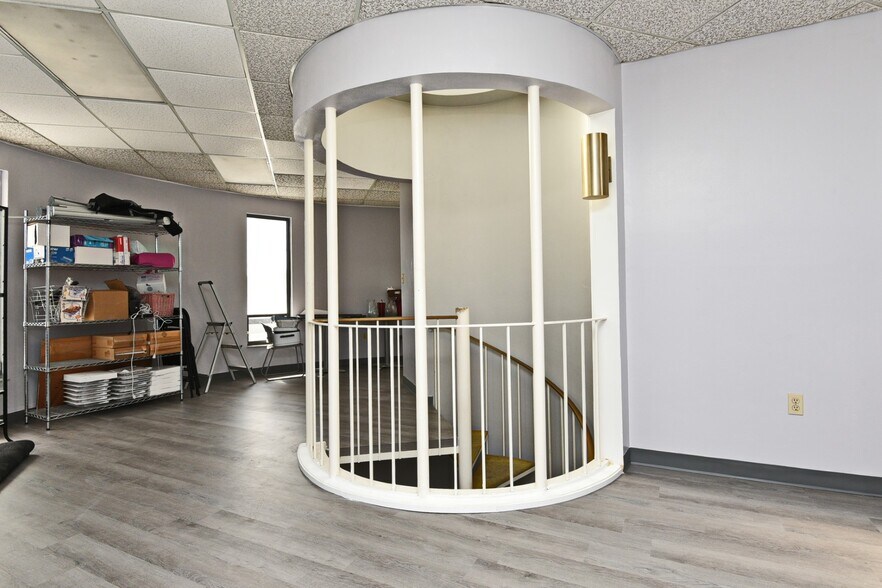 More Photos Of 4355 Bear Gully Rd, Winter Park Medical For Sale