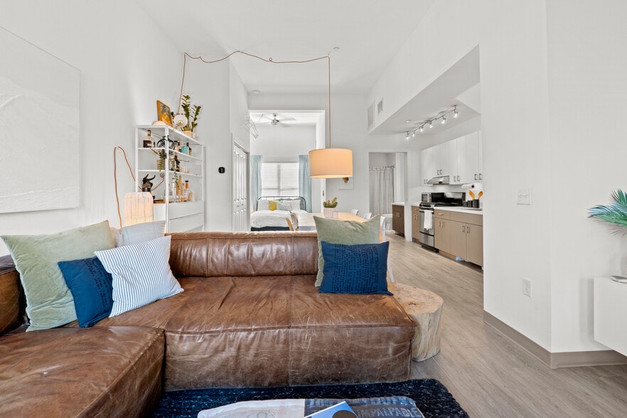 More Photos Of , Lakeland Multifamily For Sale