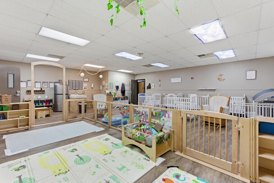 More Photos Of 1600 Alex Dr, Wilmington Daycare Center For Sale