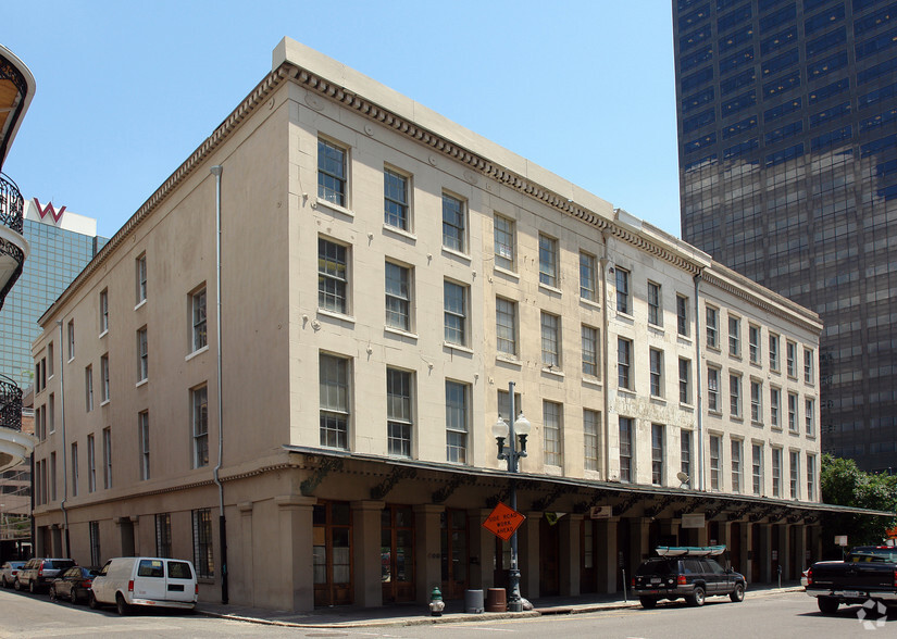 Primary Photo Of 400-408 Magazine St, New Orleans Storefront Retail Office For Lease