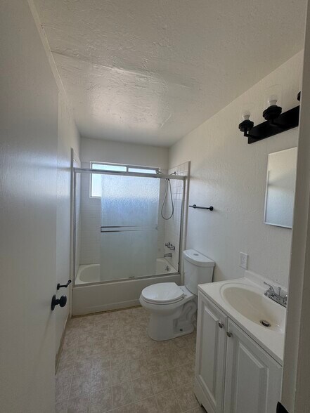 More Photos Of 1776 Daryl Porter Way, Oroville Apartments For Sale