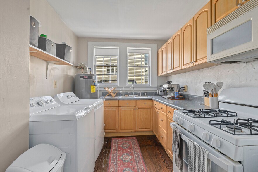 More Photos Of 94 Morris St, Charleston Apartments For Sale