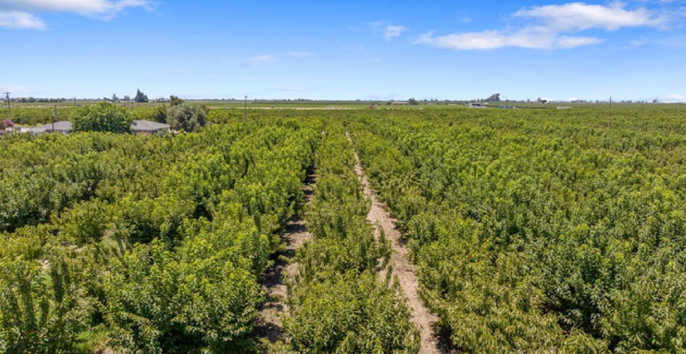 Primary Photo Of Cherry Ave, Fresno Land For Sale