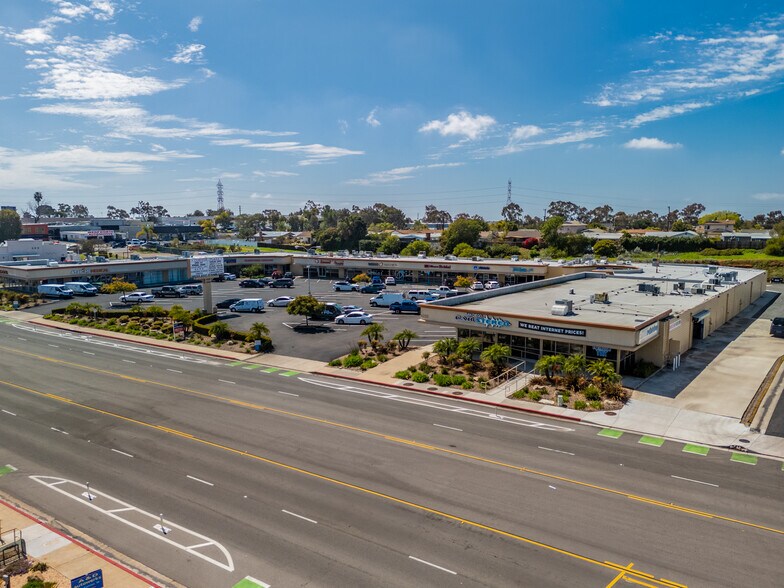 More Photos Of 4150-4220 Convoy St, San Diego Unknown For Lease