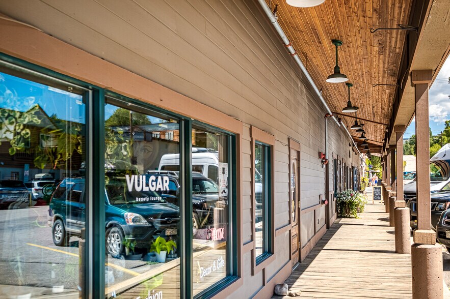 More Photos Of 111 11th St, Steamboat Springs Restaurant For Lease