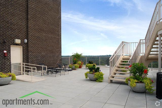 More Photos Of 5480 Wisconsin Ave, Chevy Chase Apartments For Lease