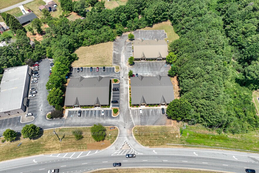 More Photos Of 3030 McEver Rd, Gainesville Medical For Sale