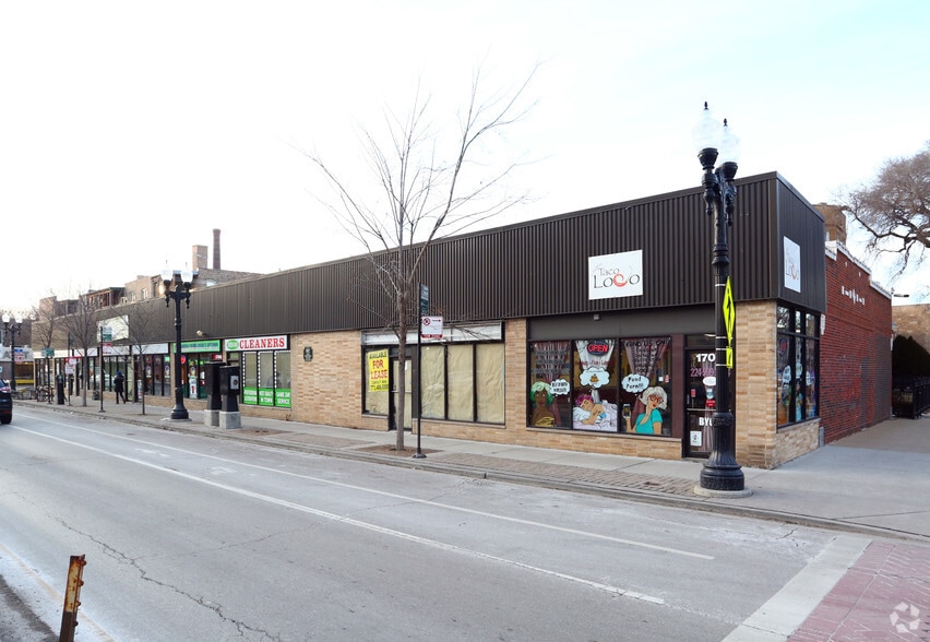 More Photos Of 1700-1720 W Lawrence Ave, Chicago Storefront For Lease