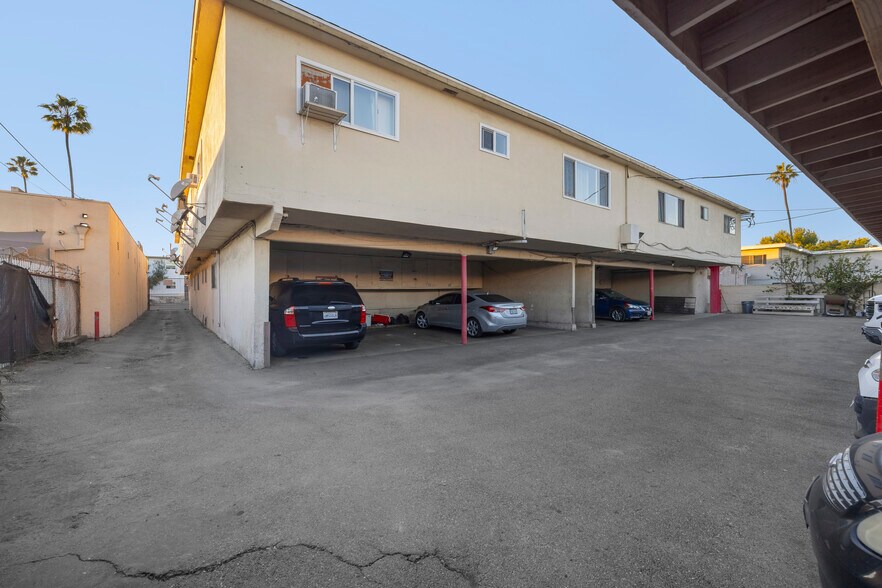 More Photos Of 8118 S Western Ave, Los Angeles Apartments For Sale