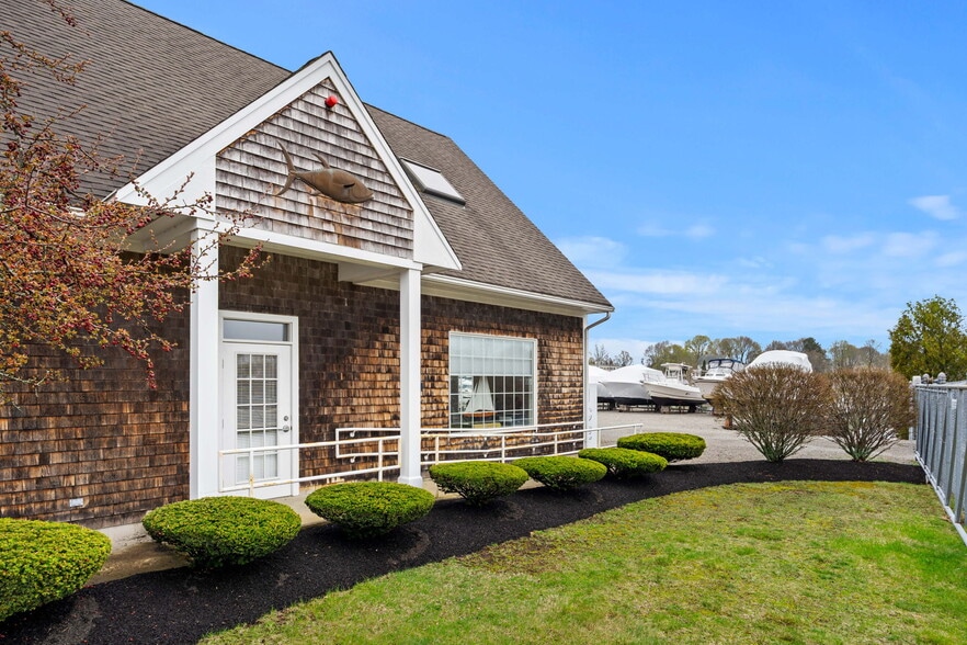 More Photos Of 112 Liberty St, Danvers Marina For Sale