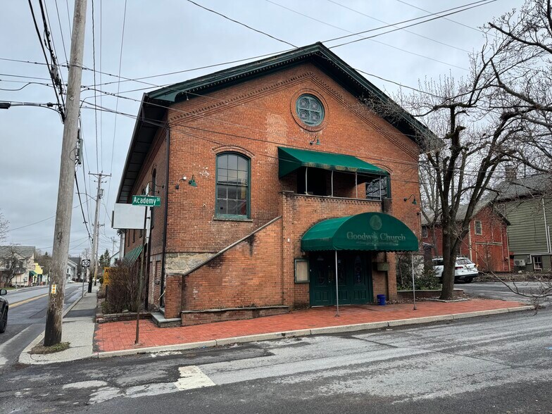 More Photos Of 16 N Chestnut St, New Paltz Freestanding For Sale