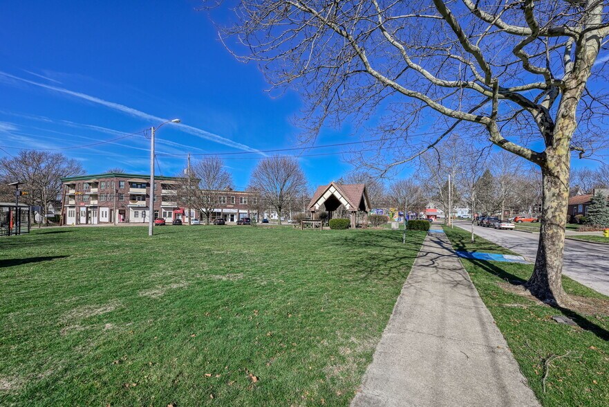 More Photos Of 314 Pioneer St, Akron Storefront For Sale