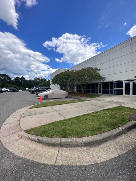 More Photos Of 10700 World Trade Blvd, Raleigh Warehouse For Lease