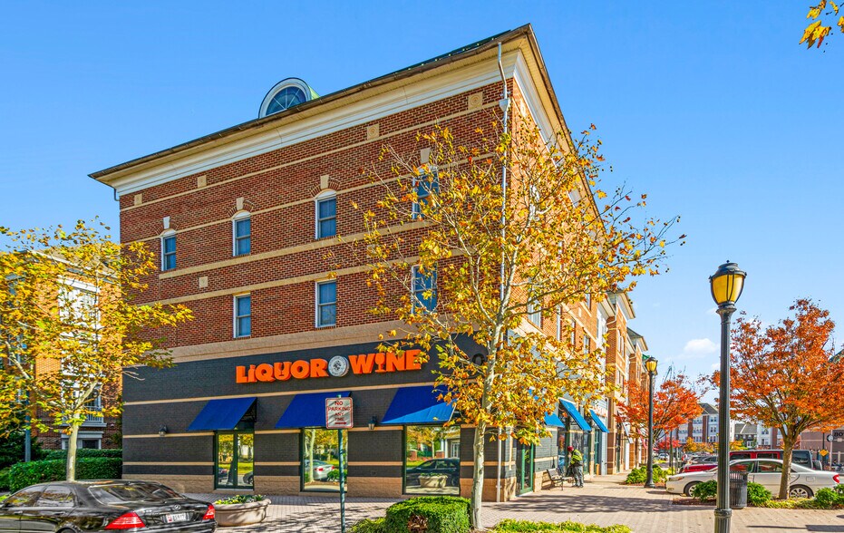 More Photos Of 402 King Farm Blvd, Rockville Unknown For Lease