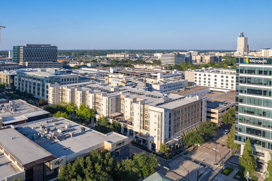 More Photos Of 12808 Queensbury Ln, Houston Apartments For Lease