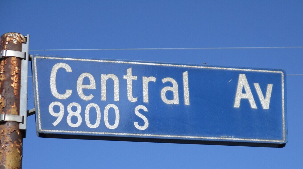 More Photos Of 9900-9904 S Central Ave, Los Angeles Schools For Lease