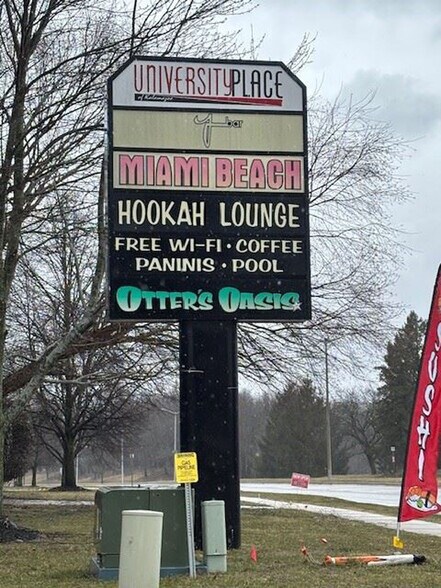 More Photos Of 2804 W Michigan Ave, Kalamazoo Storefront For Lease