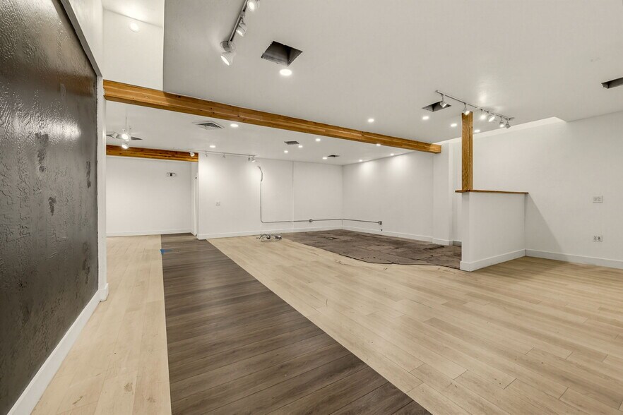 More Photos Of 120 E Main St, Ashland Freestanding For Sale