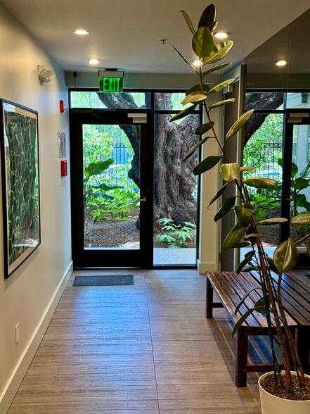 More Photos Of 1189 Tennessee St, San Francisco Loft Creative Space For Sale