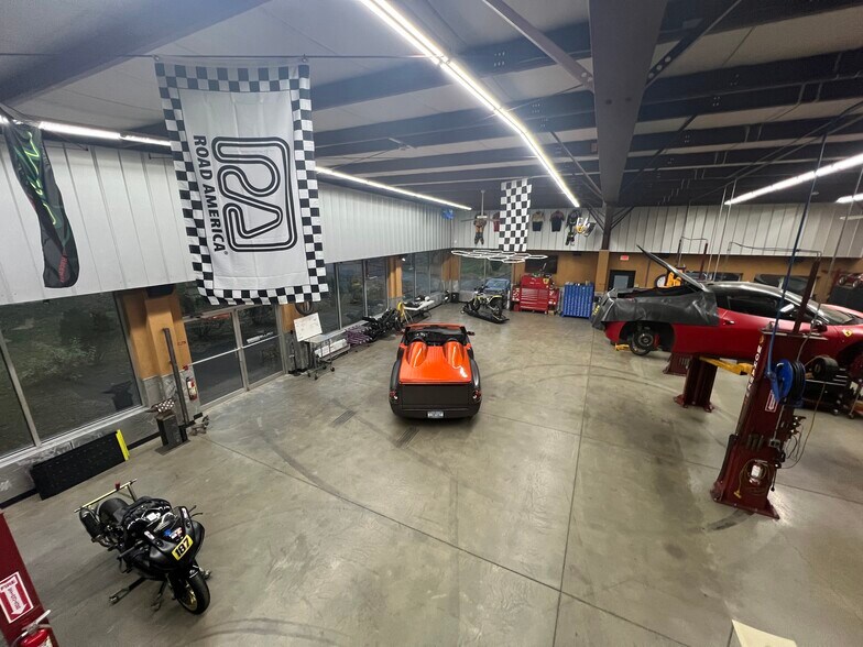 More Photos Of 571 Danbury Rd, New Milford Auto Repair For Sale