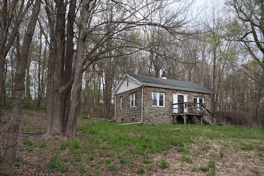 More Photos Of 330 Plutarch Rd, Highland Land For Sale