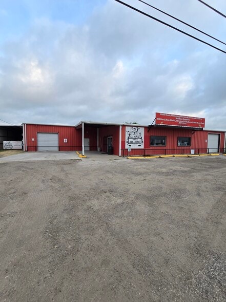 Primary Photo Of 19821 State Highway 16, Von Ormy Storefront Retail Office For Sale