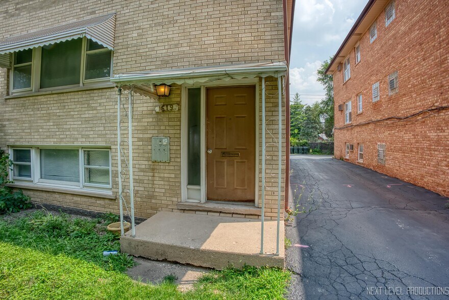 More Photos Of 1619 N 35th Ave, Melrose Park Apartments For Sale