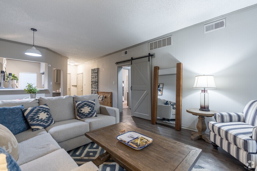 More Photos Of 4271 Altoona Dr, Dallas Apartments For Sale