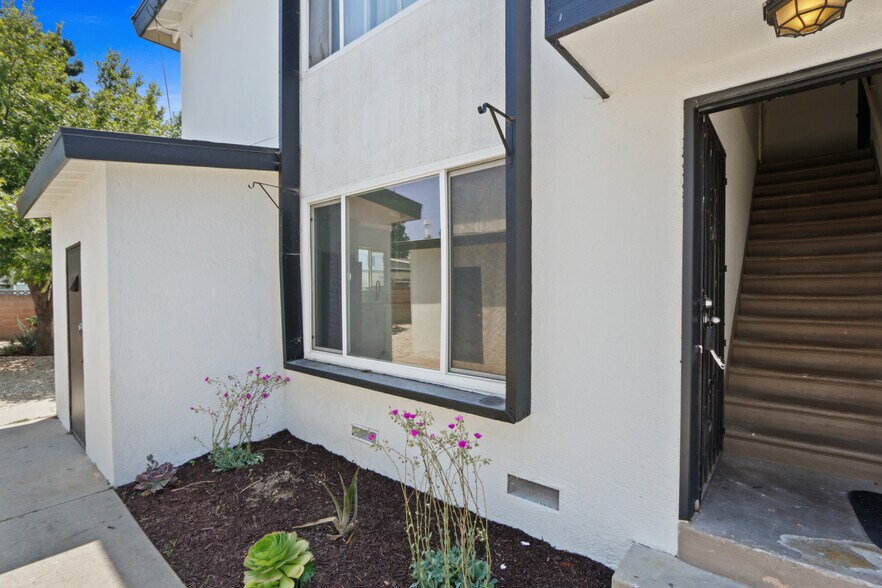 More Photos Of 10018 Foster Rd, Bellflower Apartments For Sale