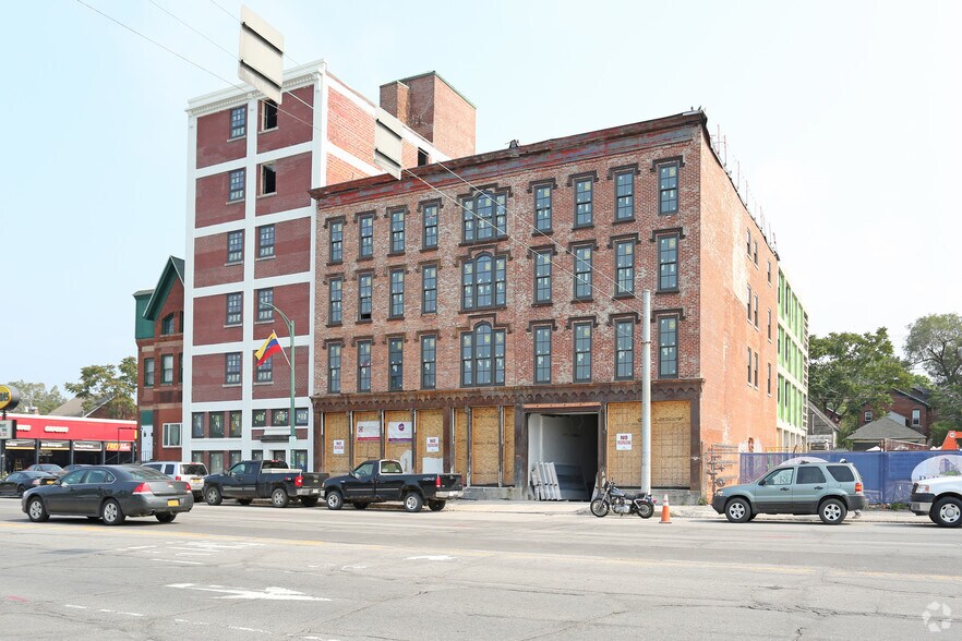 More Photos Of 295 Niagara St, Buffalo Apartments For Lease