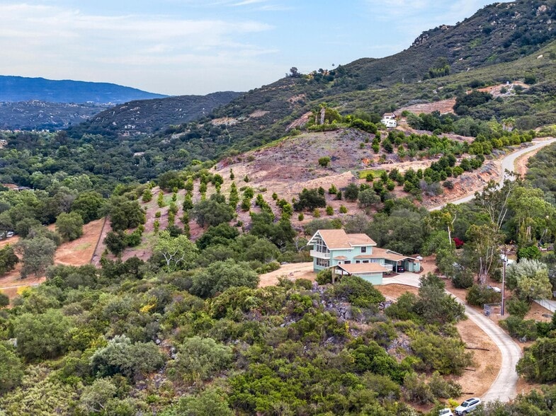 More Photos Of 14621 Woods Valley rd, Valley Center Flex For Sale
