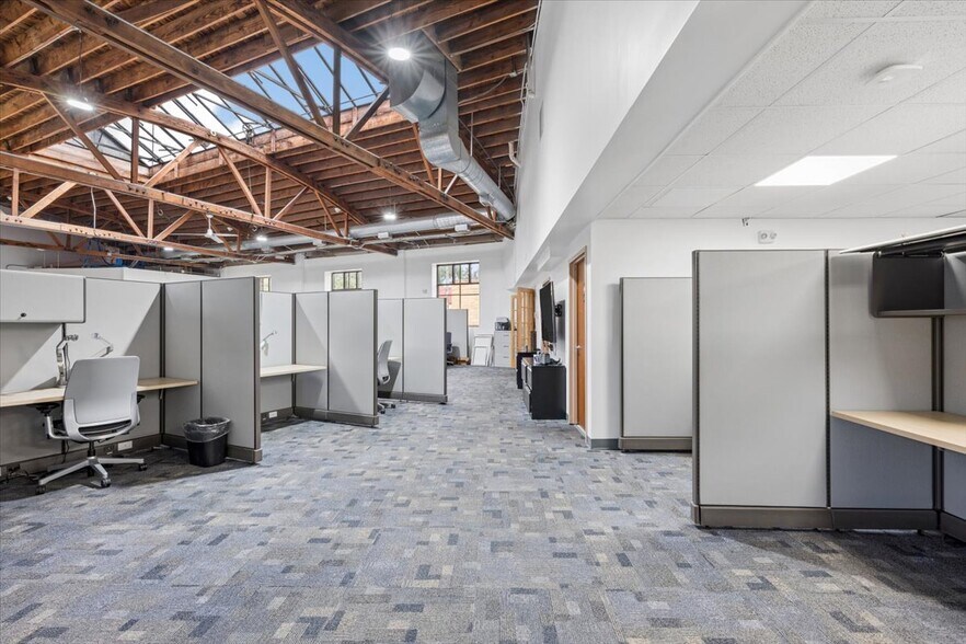 More Photos Of 6613-6621 Ogden Ave, Berwyn Storefront Retail Office For Sale
