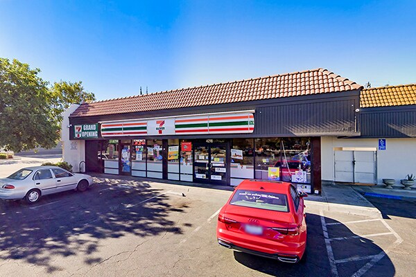 Primary Photo Of 6015 N Blackstone Ave, Fresno Convenience Store For Sale