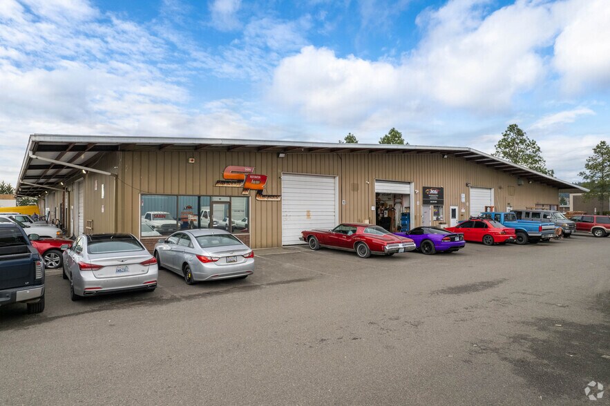 Primary Photo Of 3411 C St NE, Auburn Unknown For Sale