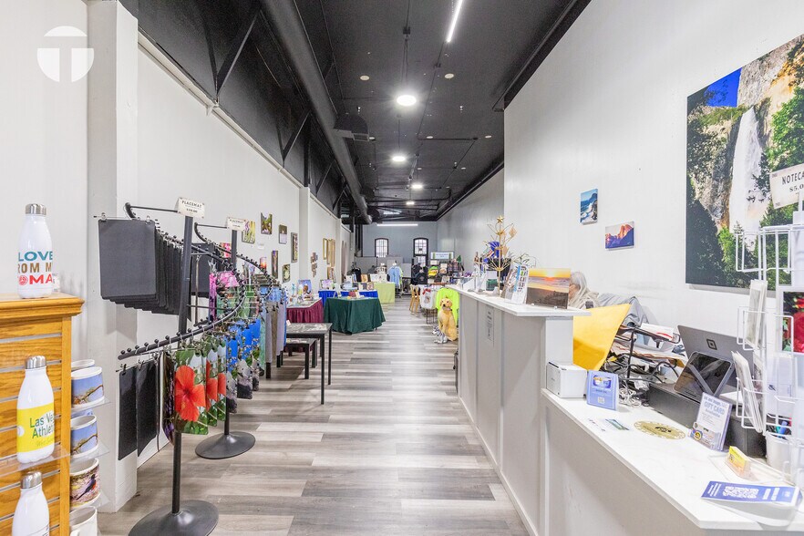 More Photos Of 1017 Front St, Sacramento Storefront Retail Office For Sale