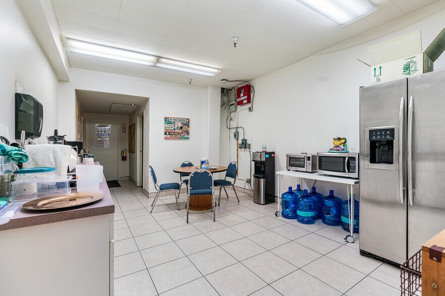 More Photos Of 5435 Peck Rd, Arcadia Manufacturing For Sale