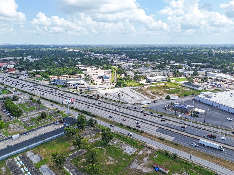 More Photos Of 4900 North Fwy, Houston Land For Lease