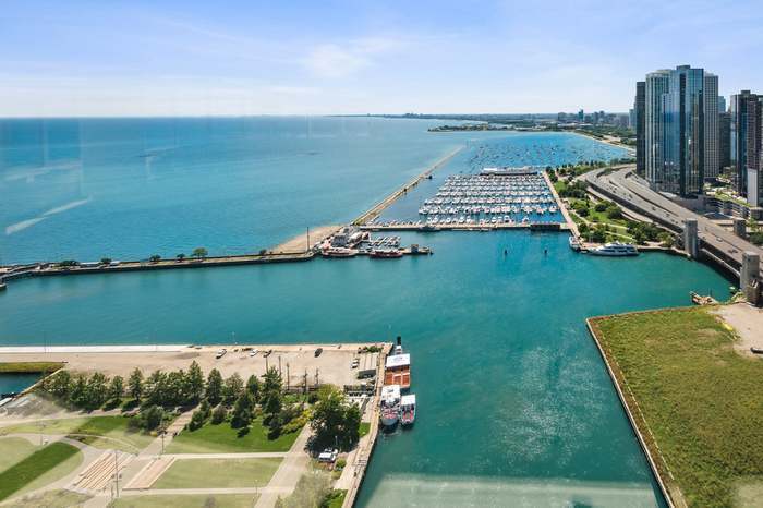 More Photos Of 505 N Lake Shore Dr, Chicago Apartments For Lease