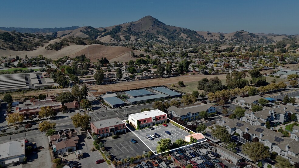 More Photos Of 16450 Monterey Rd, Morgan Hill General Retail For Sale