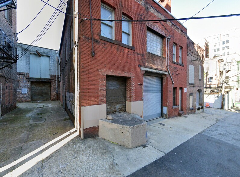 More Photos Of 1111 Maryland Ave, Baltimore Flex For Lease