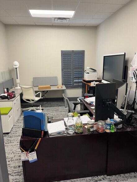 More Photos Of 4401 Bretton Ct NW, Acworth Distribution For Lease