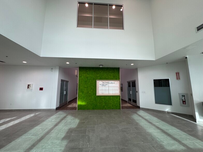 More Photos Of 255 Admiral Byrd Rd, Salt Lake City Office For Lease