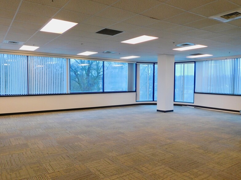 More Photos Of 1101 Opal Ct, Hagerstown Medical For Lease