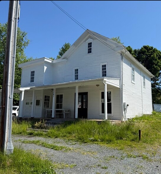More Photos Of 23341 Frederick Rd, Clarksburg Freestanding For Sale