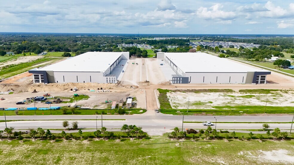 More Photos Of 820 Pace Rd, Auburndale Unknown For Lease